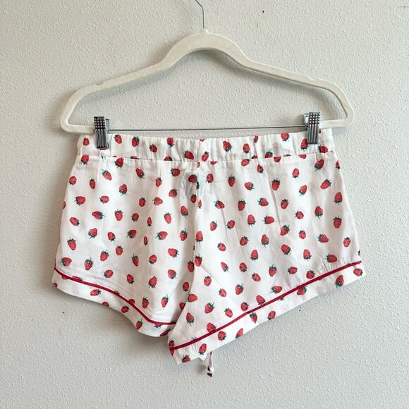 NWT Plush Strawberry Satin Pajama Set Size Small - Picture 12 of 12